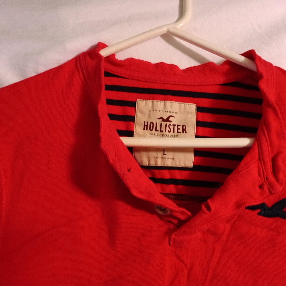 Holister henley